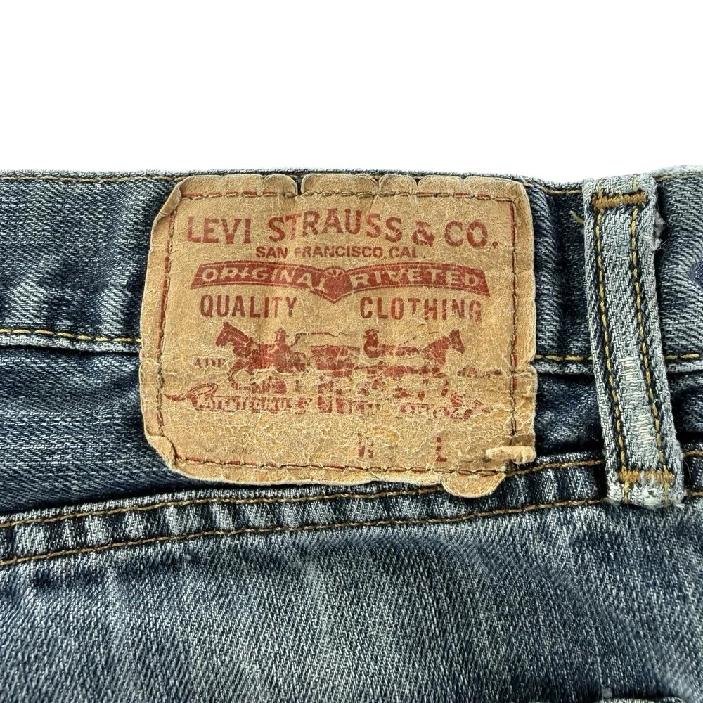 Y2K Levi's 505 Straight Fit Jeans Men's 36x30 Blue Distressed Faded Denim